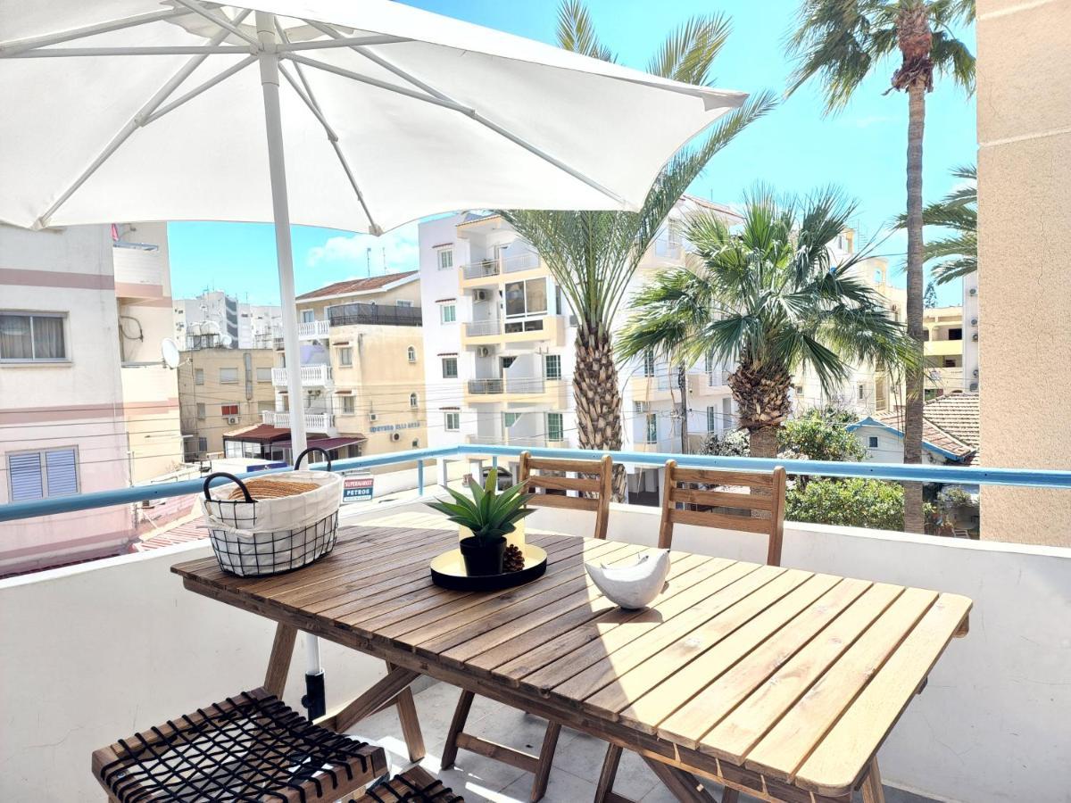 Frida'S Cozy Two Bedroom Apt Larnaca Exterior foto