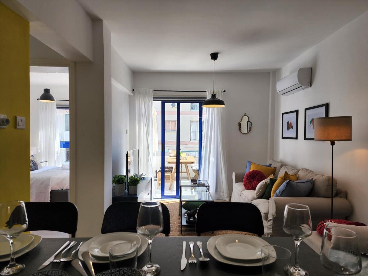 Frida'S Cozy Two Bedroom Apt Larnaca Exterior foto